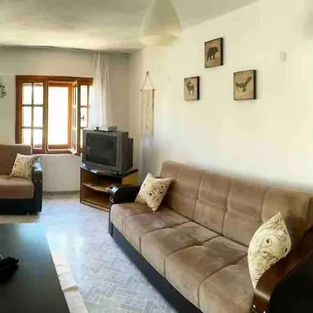 Casa de Férias Ildir'Da Denize 150 Mt. Uzaklikta Daire. Çeşme