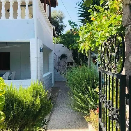 Casa de Férias Ildir'Da Denize 150 Mt. Uzaklikta Daire. Çeşme